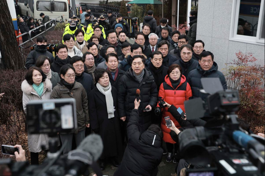 South Korea’s Yoon Suk Yeol faces second arrest attempt in fortified compound