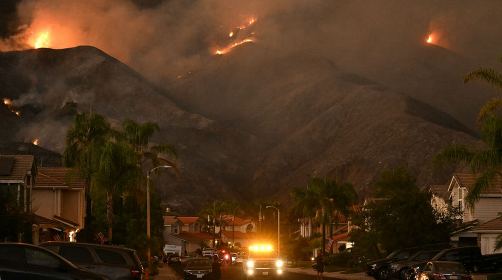 Los Angeles Wildfires: Over 100,000 flee, 5 dead as wildfires rage in Hollywood Hills, Los Angeles