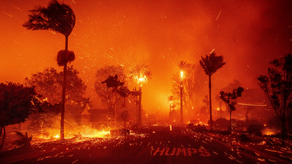 California Wildfires: Dangerous winds to intensify blaze near Los Angeles